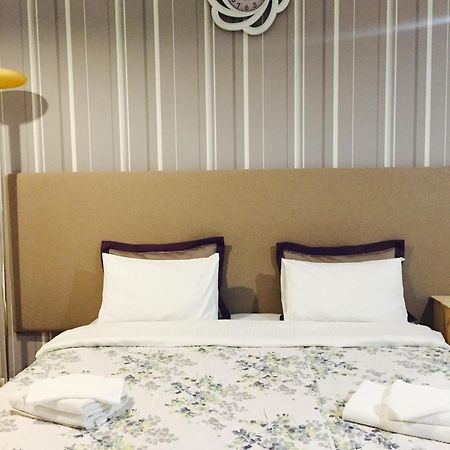 Apartment On Sumskaya No Smoking Kharkiv Bagian luar foto