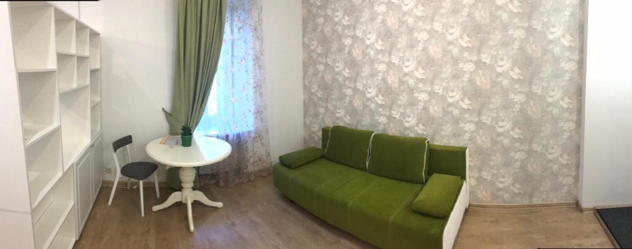 Apartment On Sumskaya No Smoking Kharkiv Bagian luar foto