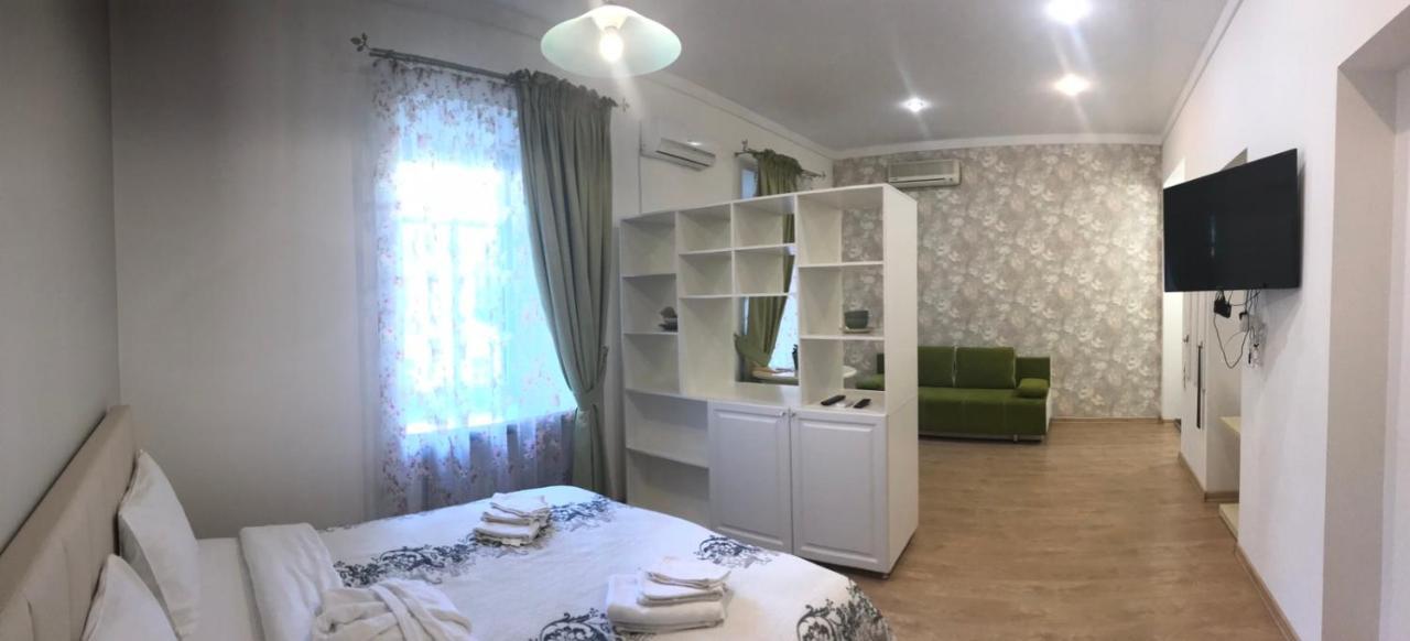 Apartment On Sumskaya No Smoking Kharkiv Bagian luar foto