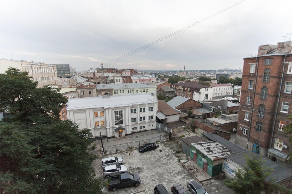 Apartment On Sumskaya No Smoking Kharkiv Bagian luar foto