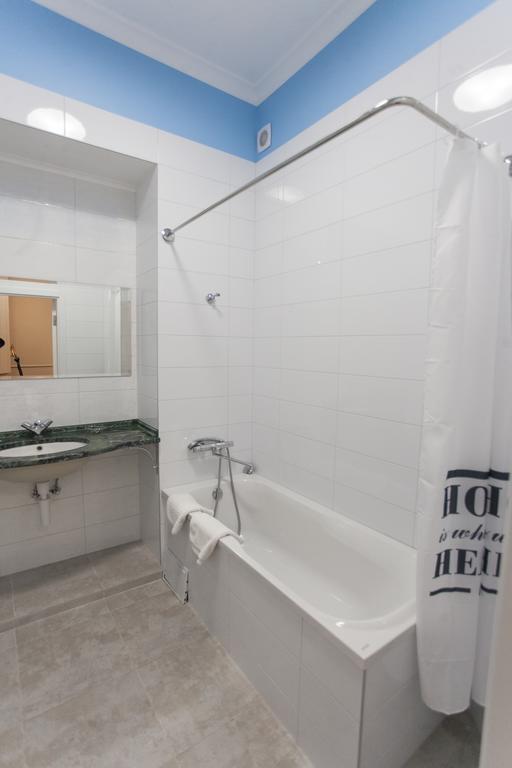 Apartment On Sumskaya No Smoking Kharkiv Bagian luar foto