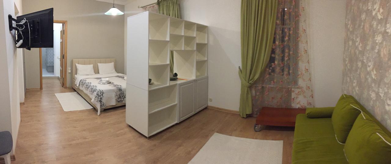 Apartment On Sumskaya No Smoking Kharkiv Bagian luar foto