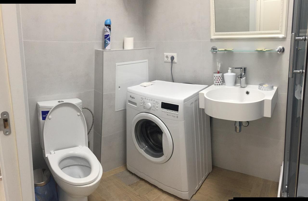 Apartment On Sumskaya No Smoking Kharkiv Bagian luar foto